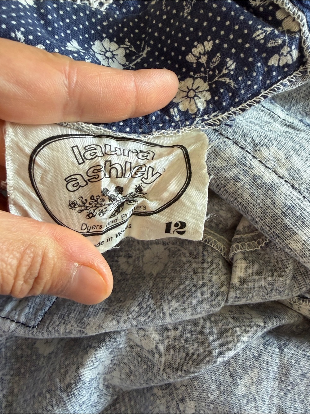 Vintage Laura Ashley Cottagecore Maxi Dress - Picture 9 of 13